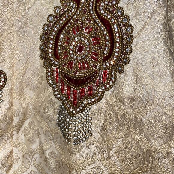 ND Nite 'n' Day Cream Embellished Rhinestone Indian Top Women's Size XS - Picture 3 of 10